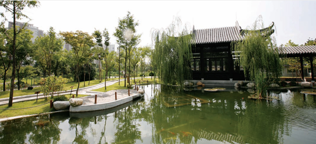 중국 광둥 지역의 전통 정원을 따른 월화원
